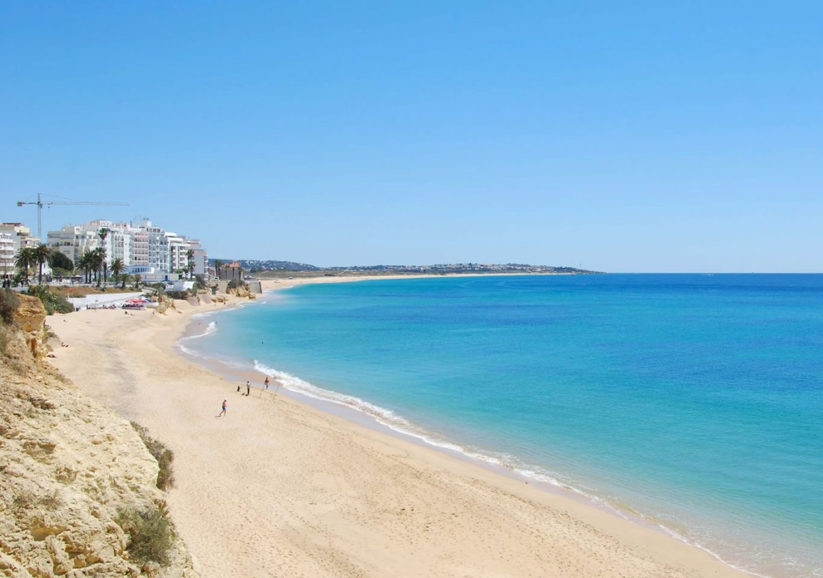 Gather the Squad: Villas for Large Groups  in Algarve